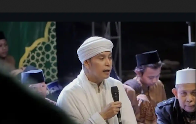 Gus Abbas Buntet Loyalitas pada Ulama dan Peringatan Bahaya Radikalisme