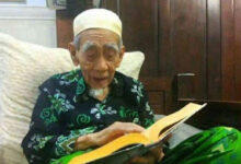 Kata Mbah Moen, Dzikir Asmaul Husna Ini Bisa Cepat Datangkan Rezeki