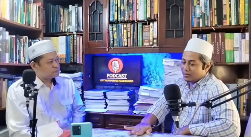 Keturunan Mbah Sambu Lasem Buka Manuskrip Asli, Bahas Klaim Ba'alwi dalam Diskusi Bersama KRT Nur Ihyak Hadinego