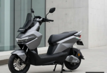 Harga Mulai Rp15 Jutaan: Lima Motor Listrik Terbaik 2026