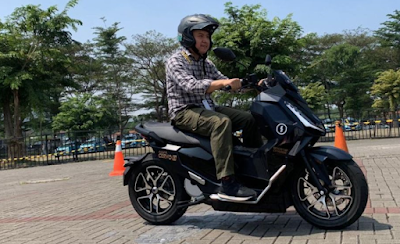 Motor Listrik untuk Kurir dan Ojol Semakin Canggih di 2026 Performa Meningkat, Jarak Tempuh Hingga 160 Km, Hemat Biaya dan Minim Perawatan