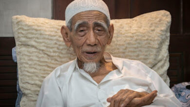 Nasehat Mbah Moen Agar Rezekimu Mengalir Deras
