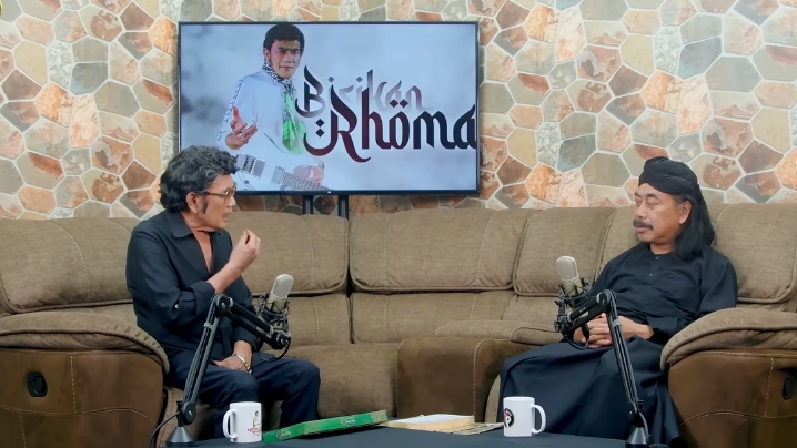 Rhoma Irama Angkat Isu Dugaan Pemalsuan Makam dalam Podcast Bersama KH Syarif Rahmat, Soroti Pentingnya Penelitian Sejarah