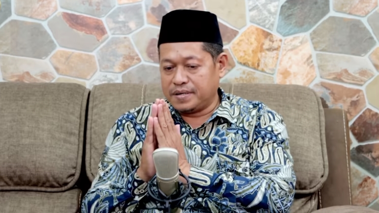 KH Nur Ihyak menyampaikan harapan agar pembahasan mengenai sejarah dan nasab dilakukan melalui penelitian ilmiah yang terbuka