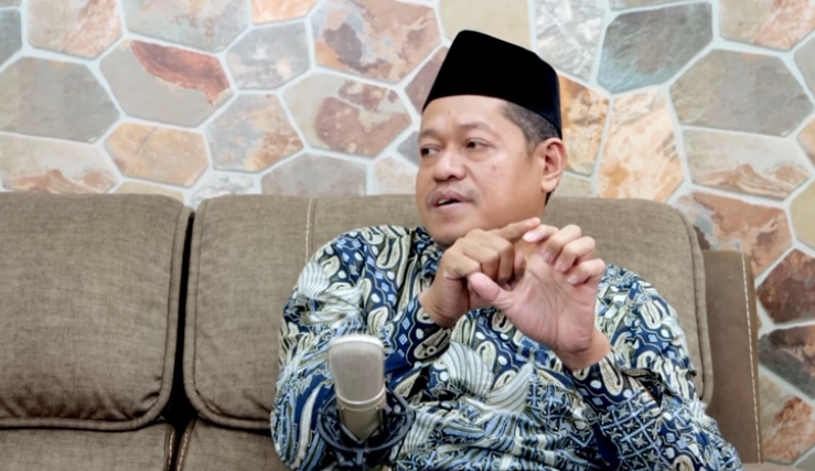 Rhoma Irama Hadirkan KH Nur Ihyak Hadinegoro, Bahas Klaim Keabsahan Nasab Ba'alawi Berdasarkan Manuskrip dan Kitab Klasik