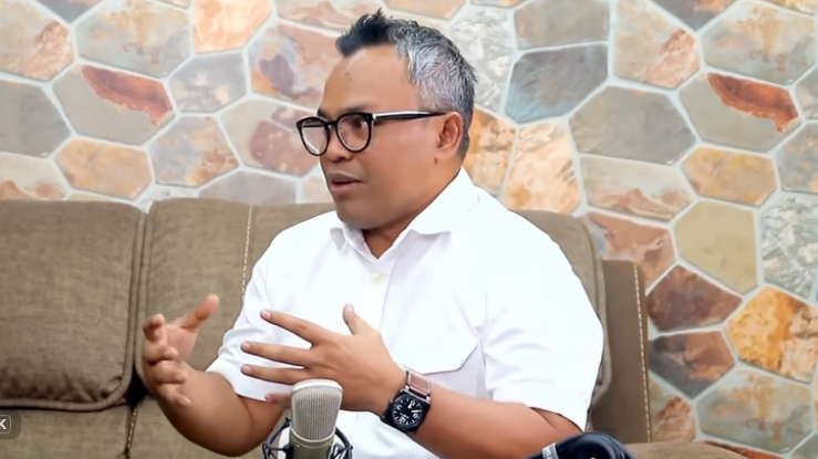 Islah Bahrawi Menekankan Pentingnya Akhlak Dibanding Garis Keturunan