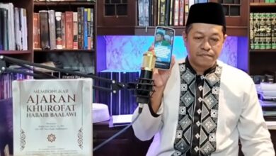KH Nur Ihyak Hadinegoro Soroti Ajaran Man Rabbuka, Minta Jemaah Tidak Fanatik dan Memeriksa Referensi Keagamaan