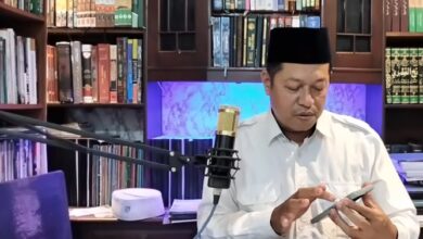 KH Nur Ihyak Hadinegoro Soroti Nasab, Kitab, Tradisi Selawat, dan Relasi Kiai Habib