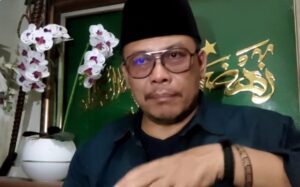 Kritik tentang NU: "Bukan Nahdlatul Broker", Kiyai Ubaidillah mengutip pernyataan Ahmad Baso