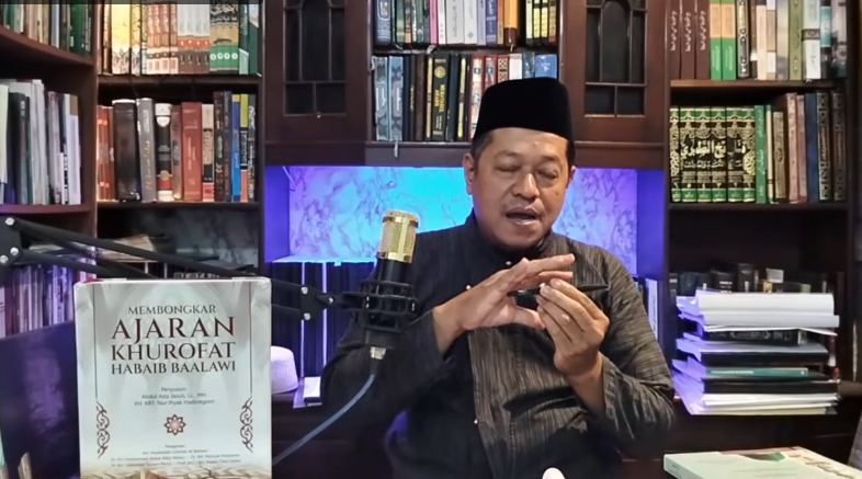 KRT Nur Ikhyak Hadinegoro Mengulas Latar Belakang Penyusunan Kitab