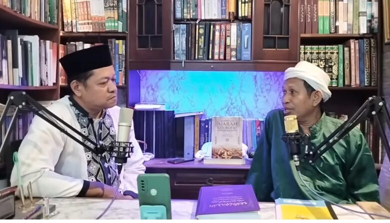 KRT Nur Ikhyak Hadinegoro dan KH Umar Sonhaji Bahas Kitab Nasab hingga Konsep Ahlusunah wal Jamaah