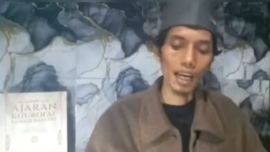 Perbincangan Kanal Gus Aziz Jazuli Soal Ziarah, Haul Solo, dan Catatan tentang Muawiyah