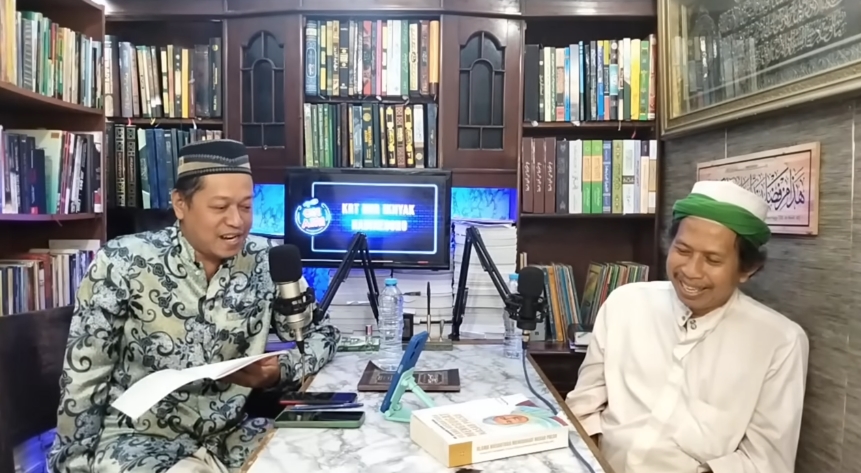 KH Umar Sonhaji Soroti Pentingnya Membaca Manuskrip Secara Utuh