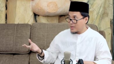Polemik Nasab dalam Perspektif Filologi, Prof. Menachem Ali Paparkan Bukti Manuskrip Lintas Bahasa di Podcast Rhoma Irama