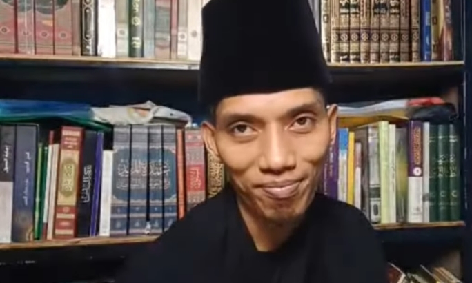 Gus Aziz Jazuli Soroti Pengharaman Kitab Ummul Barahin, Sebut Kitab Sanusi Dipakai dalam Pendidikan Akidah