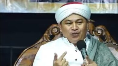 KH Imaduddin Utsman Bahas Nasab, DNA Keturunan Nabi hingga Keteladanan Rasulullah dalam Maulid di Indramayu
