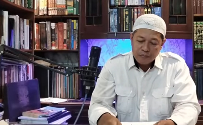 KH Nur Ihyak Hadinegoro Soroti OTT KPK Rp106,3 Miliar, Nasab, hingga Muktamar NU ke