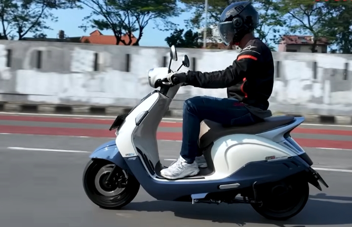Indomobil E Motor QT PRO Dibanderol Mulai Rp15 Juta, Punya Jarak Tempuh hingga 135 Km