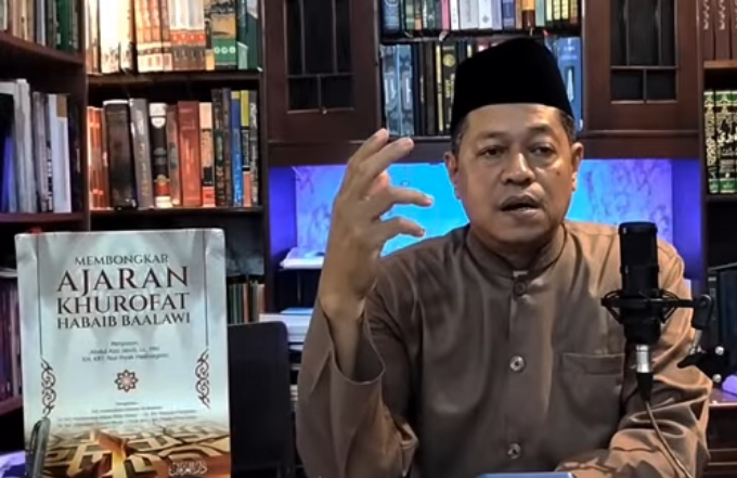 KH Nur Ihyak Hadinegoro Bahas Habib Ali Al Habsyi dan Kitab Al Bayan tentang Muawiyah