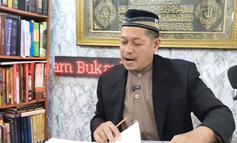 KH Nur Ihyak Hadinegoro Bahas Manusia Sebelum Nabi Adam, Manuskrip Nasab dan Jejak Peradaban Kuno