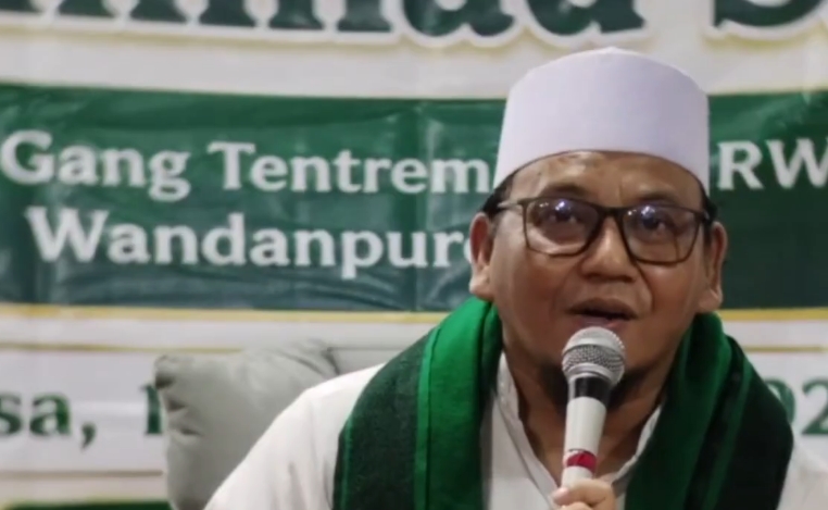 Makna Maulid Menurut KH Syaikhu Rijal: Meniru Akhlak Nabi